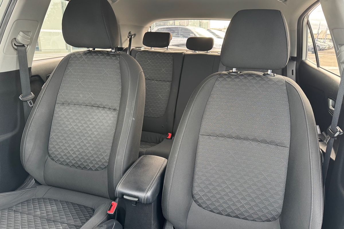 2017 Kia Rio S YB