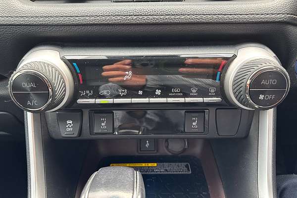 2020 Toyota RAV4 Cruiser AXAH52R