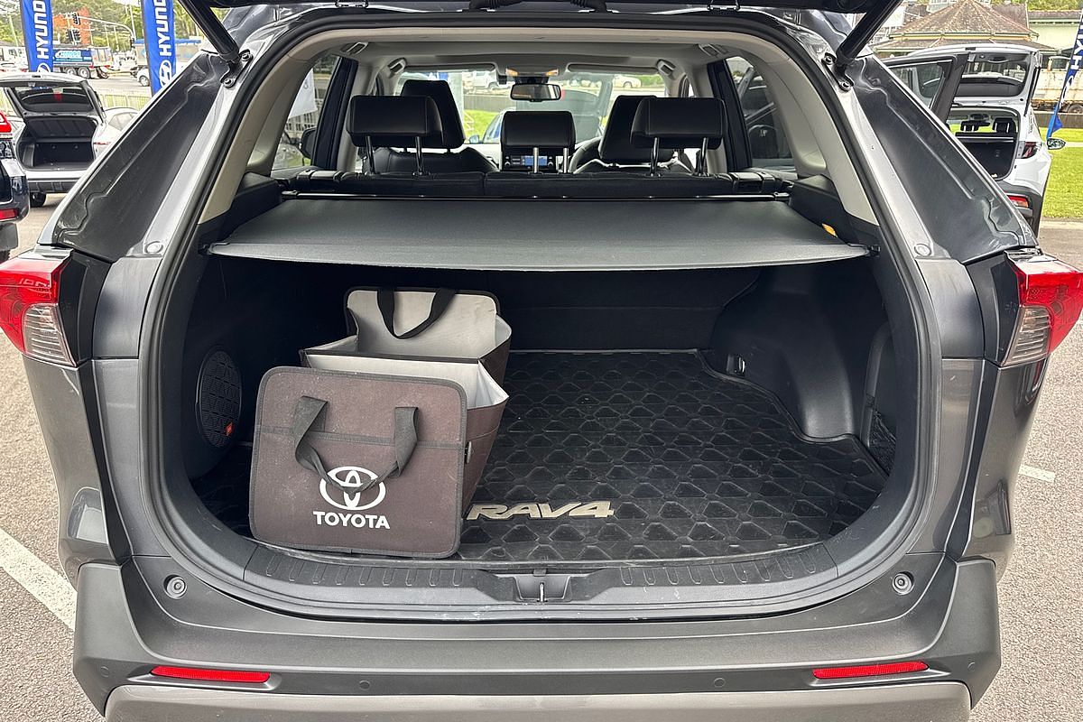 2020 Toyota RAV4 Cruiser AXAH52R