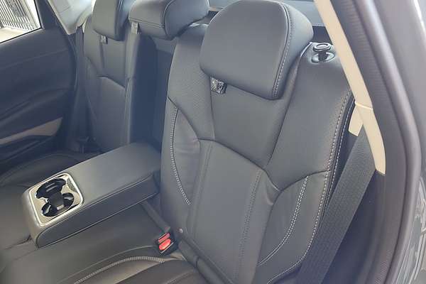 2024 Subaru Forester 2.5i-S S5