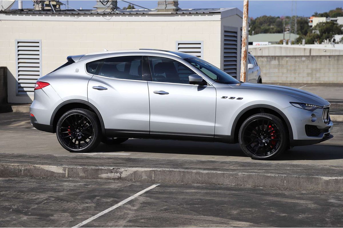 2017 Maserati Levante S M161