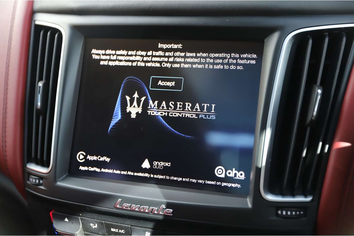2017 Maserati Levante S M161