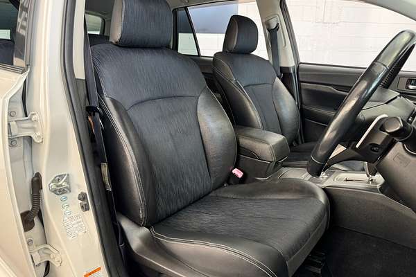 2010 Subaru LEGACY 2.5L 4WD AUTO