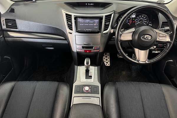 2010 Subaru LEGACY 2.5L 4WD AUTO