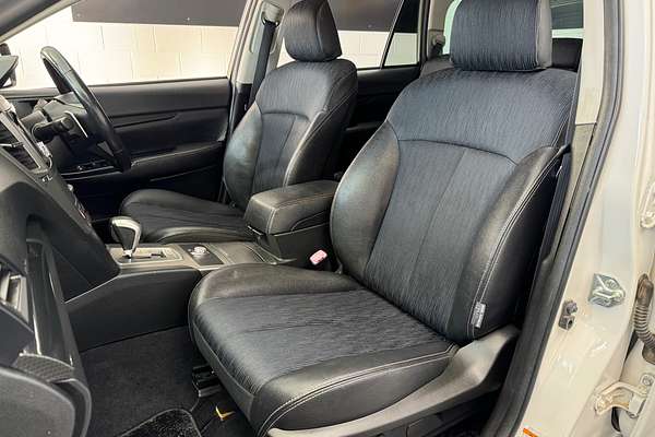 2010 Subaru LEGACY 2.5L 4WD AUTO