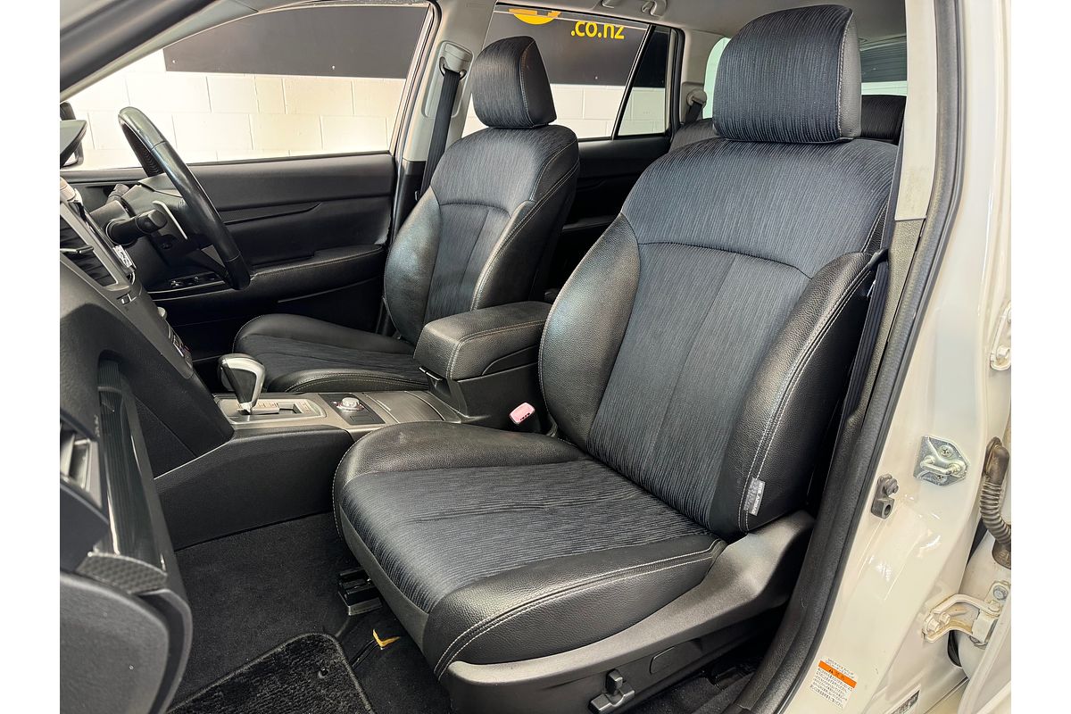 2010 Subaru LEGACY 2.5L 4WD AUTO