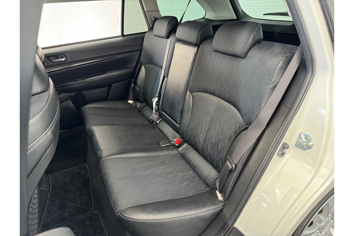 2010 Subaru LEGACY 2.5L 4WD AUTO