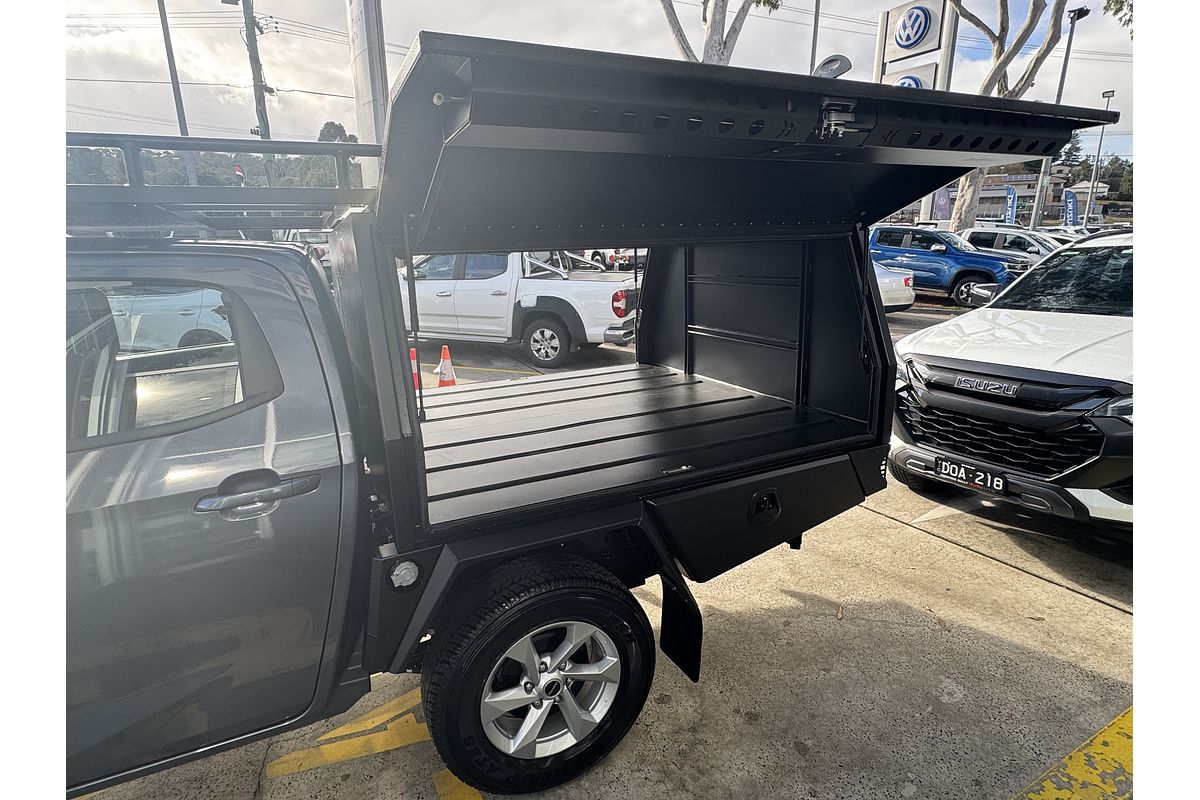 2025 Isuzu D-MAX LS-M 4X4