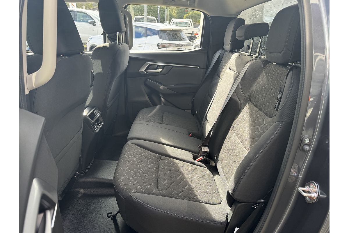 2025 Isuzu D-MAX LS-M 4X4