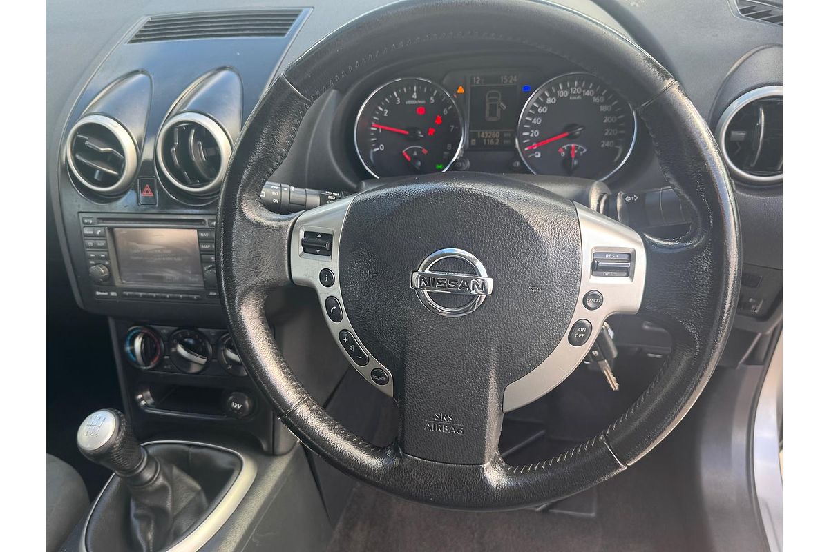 2013 Nissan Dualis ST J10 Series 3