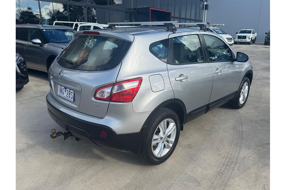 2013 Nissan Dualis ST J10 Series 3
