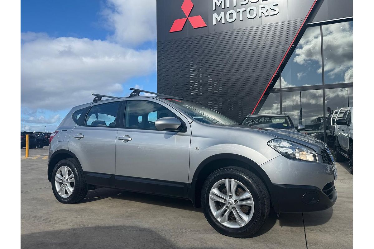 2013 Nissan Dualis ST J10 Series 3