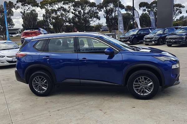 2023 Nissan X-TRAIL ST T33