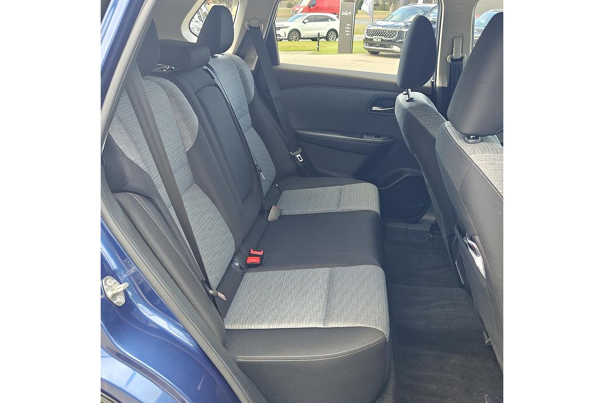 2023 Nissan X-TRAIL ST T33