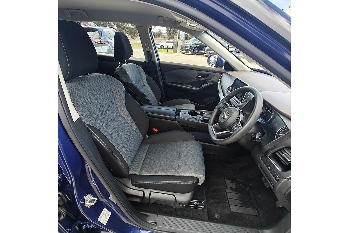 2023 Nissan X-TRAIL ST T33