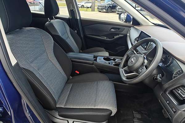 2023 Nissan X-TRAIL ST T33