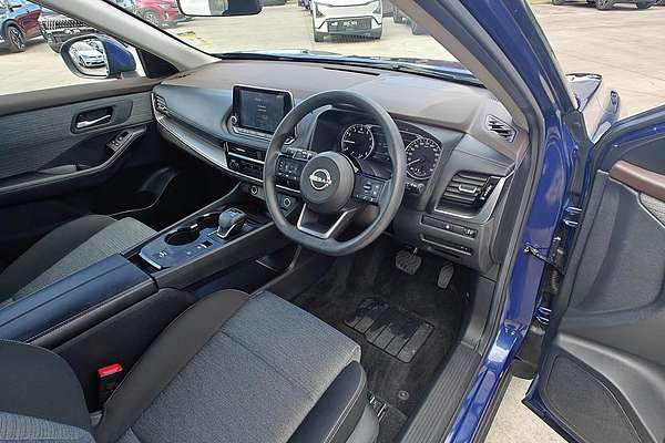 2023 Nissan X-TRAIL ST T33