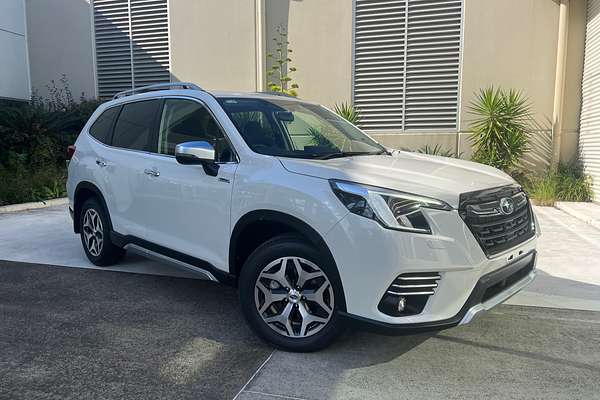 2025 Subaru Forester Hybrid L S5