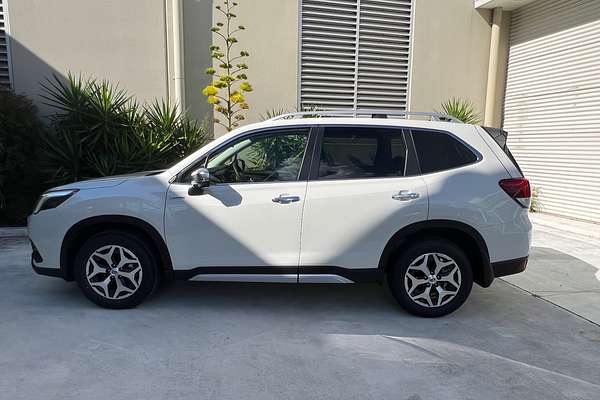 2025 Subaru Forester Hybrid L S5