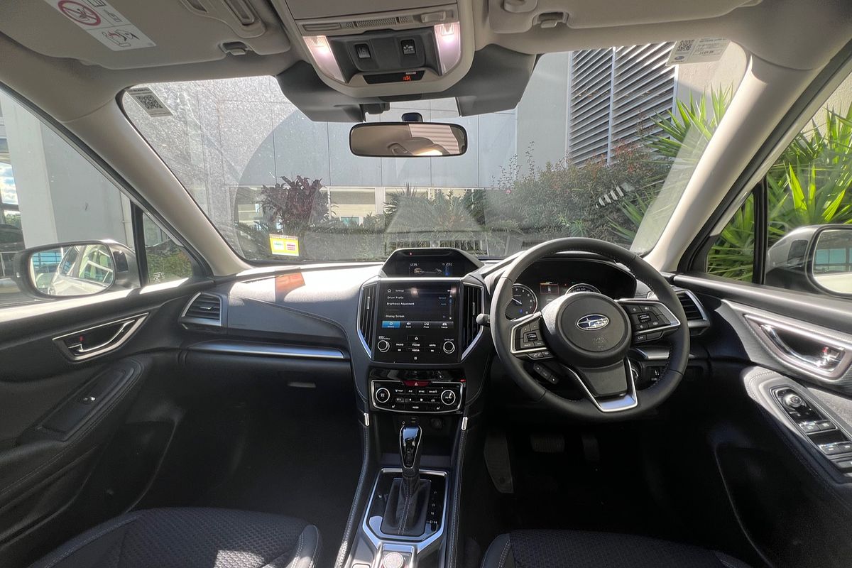 2025 Subaru Forester Hybrid L S5