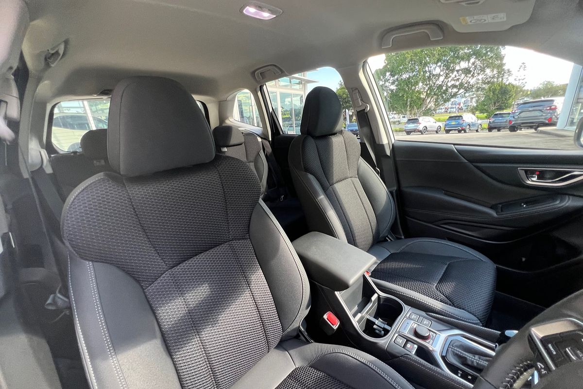 2025 Subaru Forester Hybrid L S5