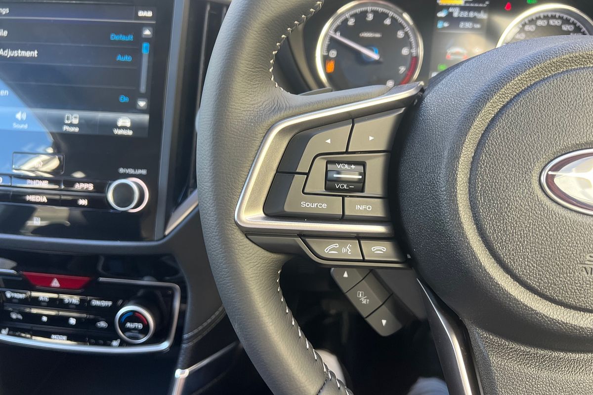 2025 Subaru Forester Hybrid L S5