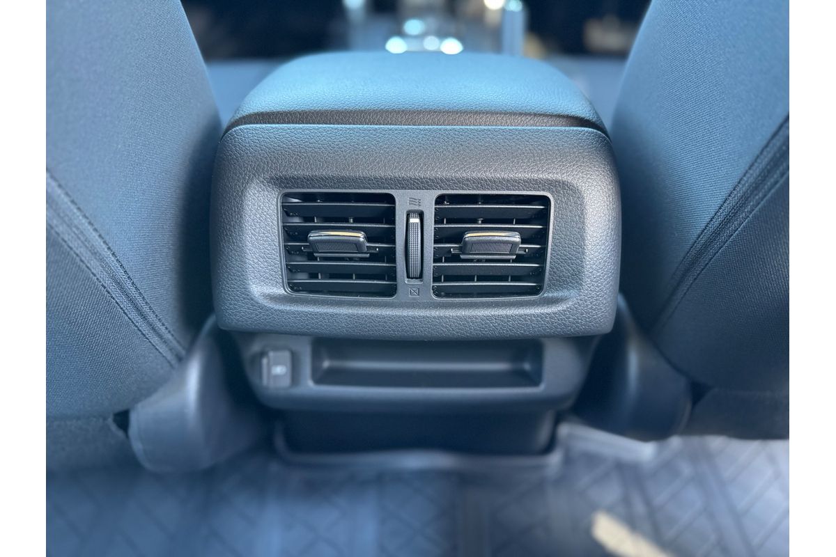 2025 Nissan Navara SL D23 4X4