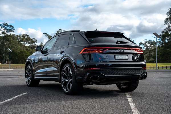 2022 Audi RS Q8 TFSI F1