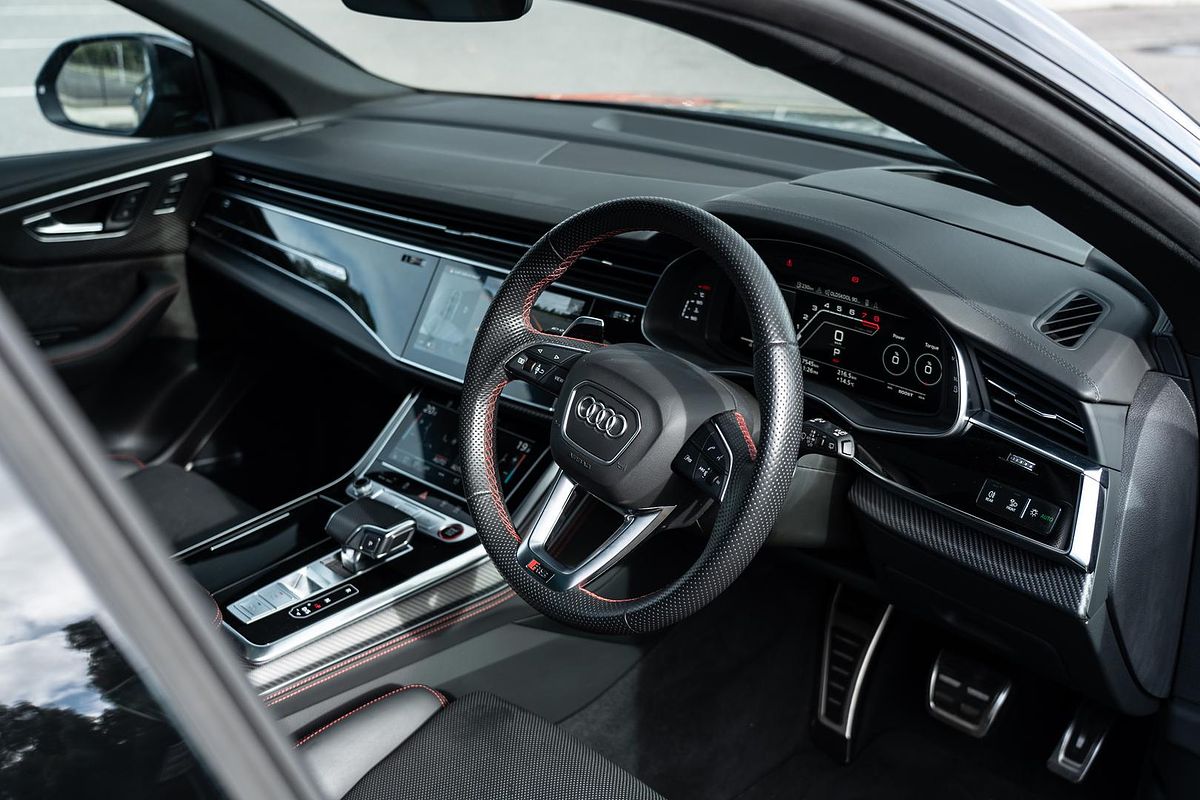 2022 Audi RS Q8 TFSI F1