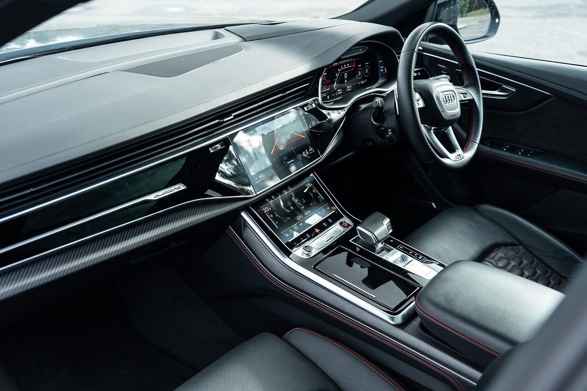 2022 Audi RS Q8 TFSI F1