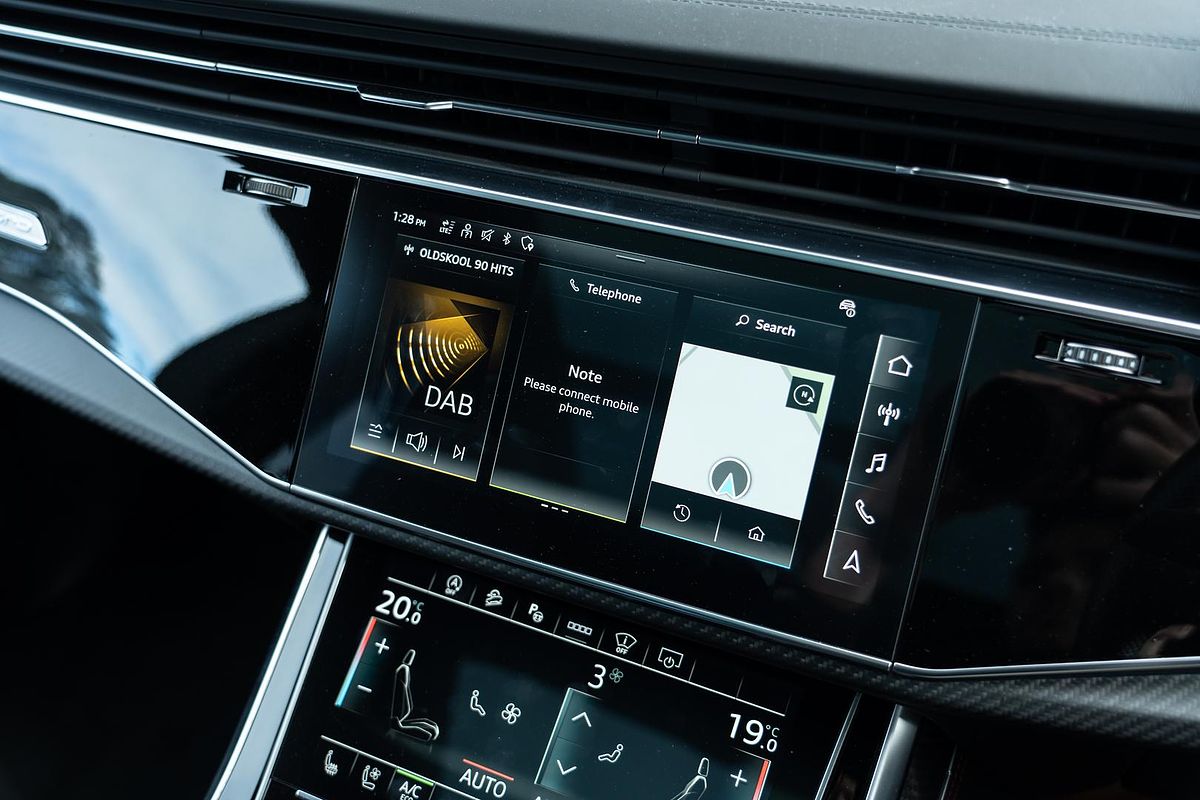 2022 Audi RS Q8 TFSI F1