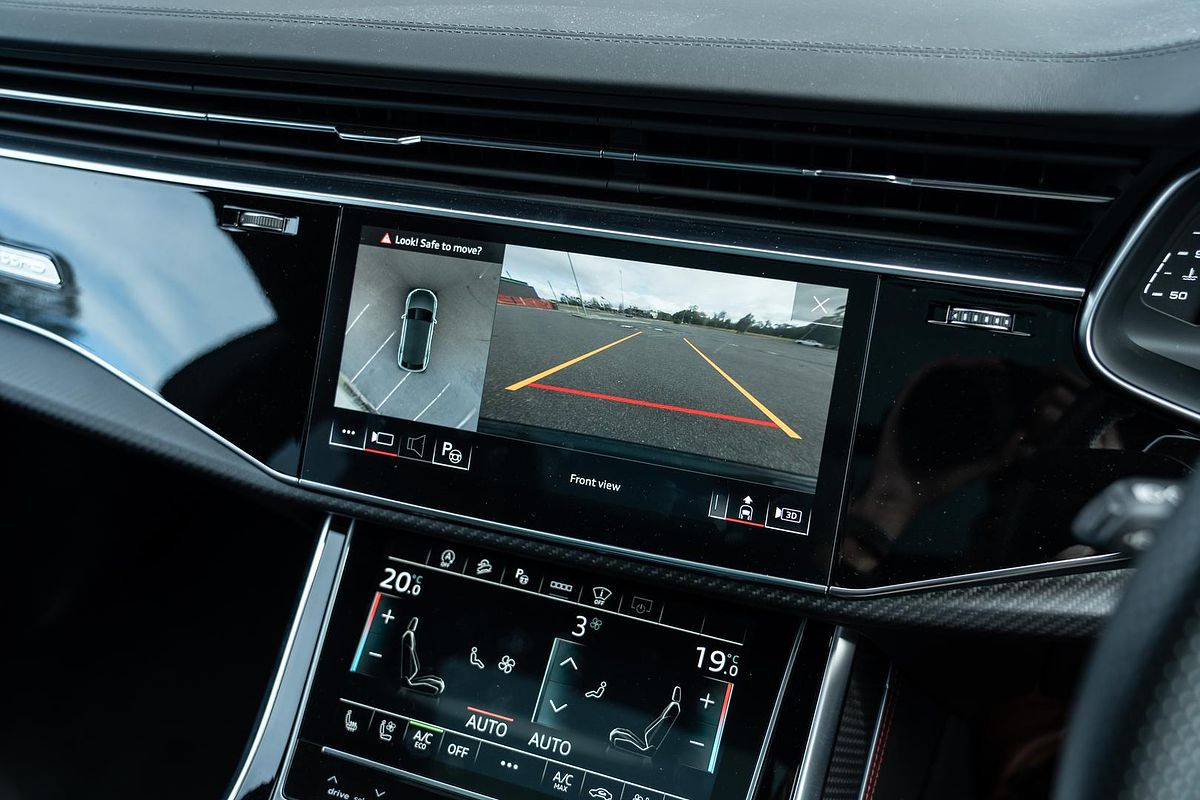 2022 Audi RS Q8 TFSI F1