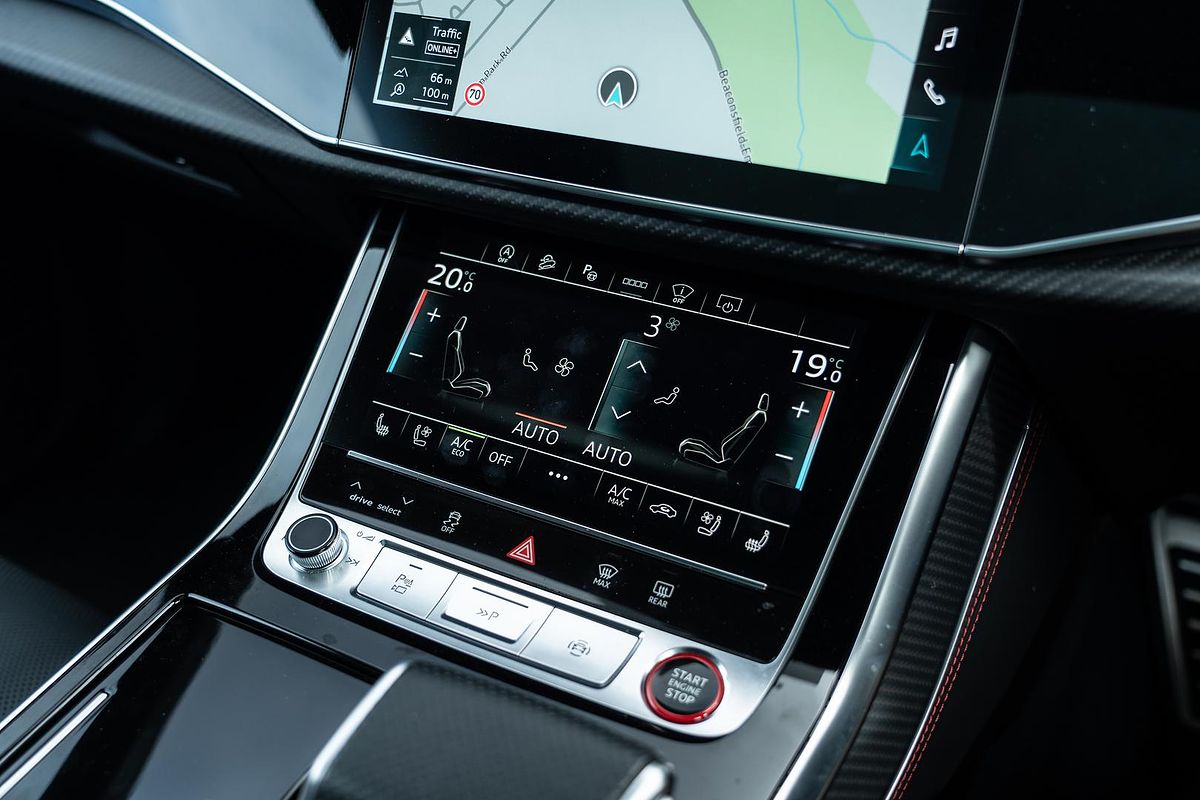 2022 Audi RS Q8 TFSI F1