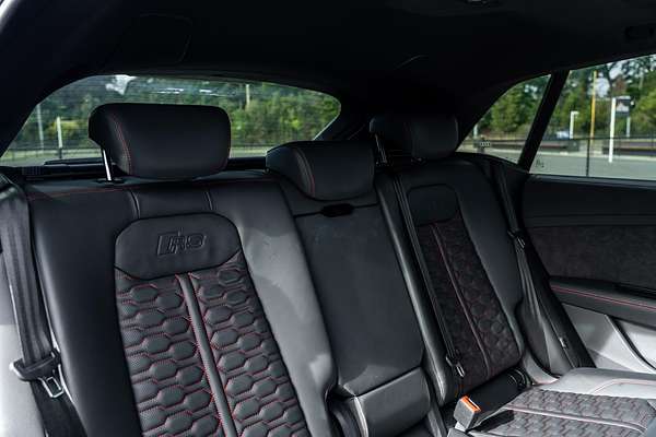 2022 Audi RS Q8 TFSI F1