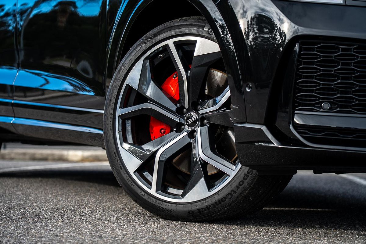 2022 Audi RS Q8 TFSI F1