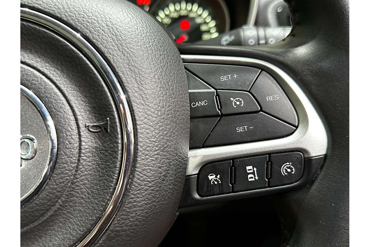 2017 Jeep Compass Limited M6