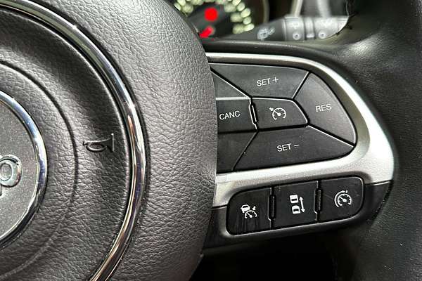 2017 Jeep Compass Limited M6
