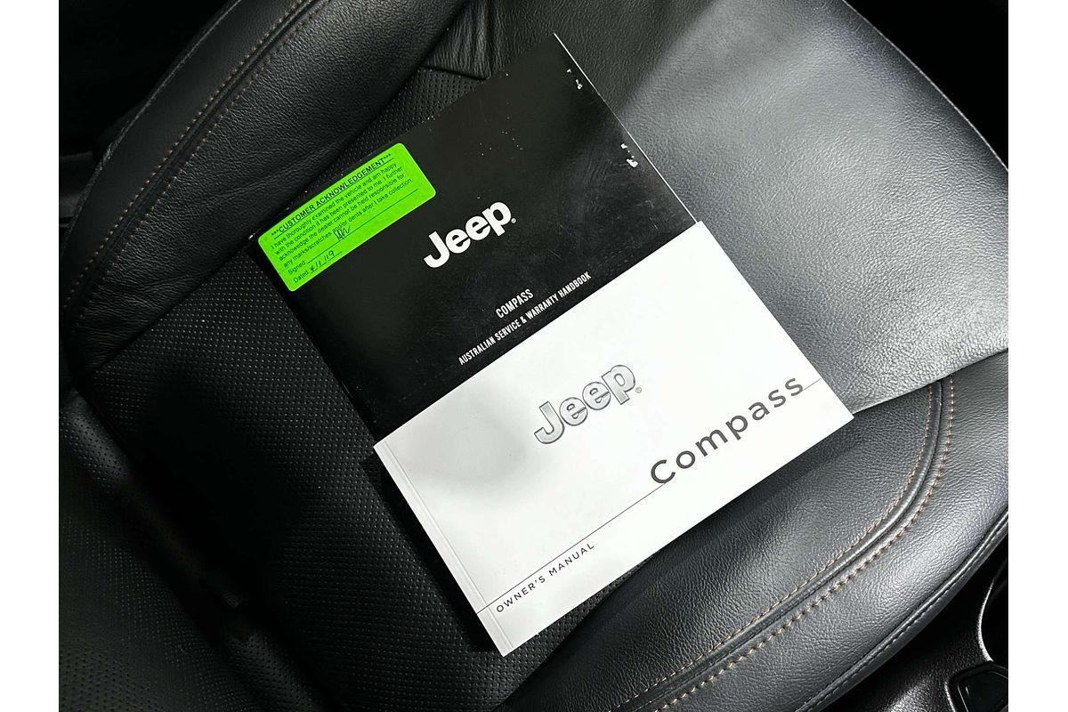 2017 Jeep Compass Limited M6