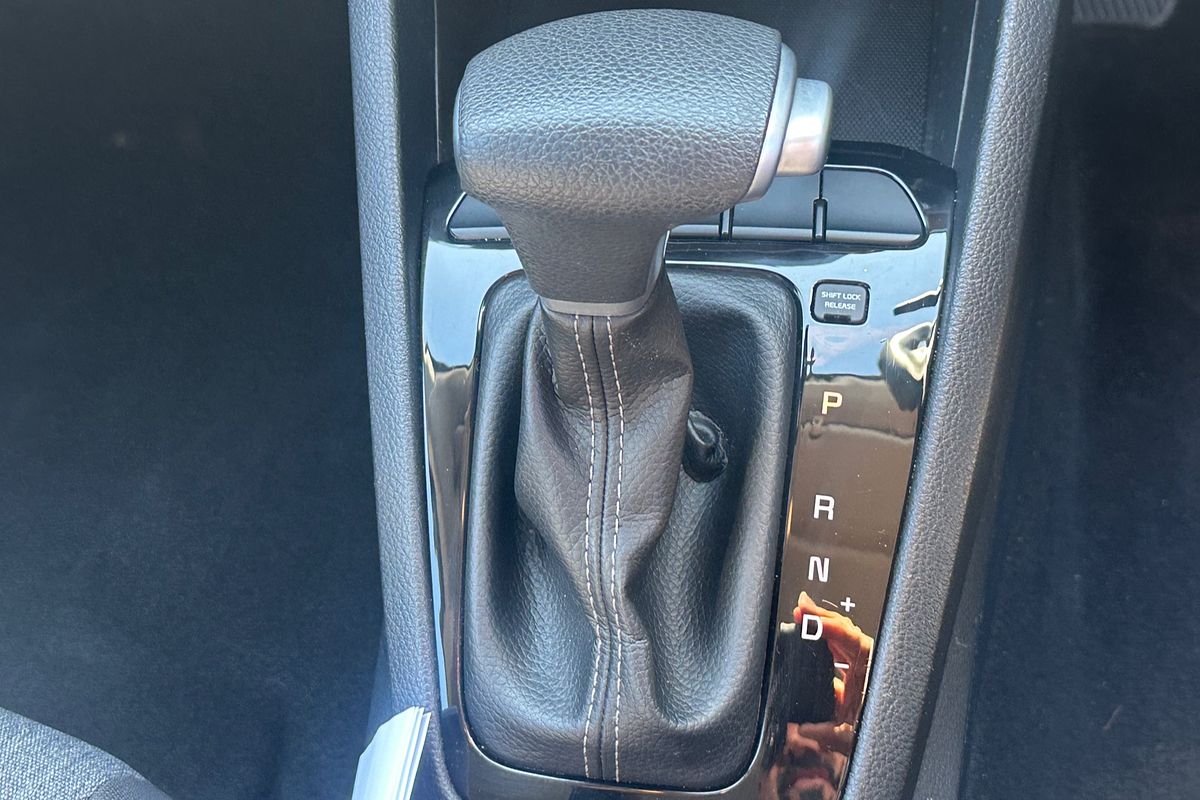 2022 Kia Stonic S YB