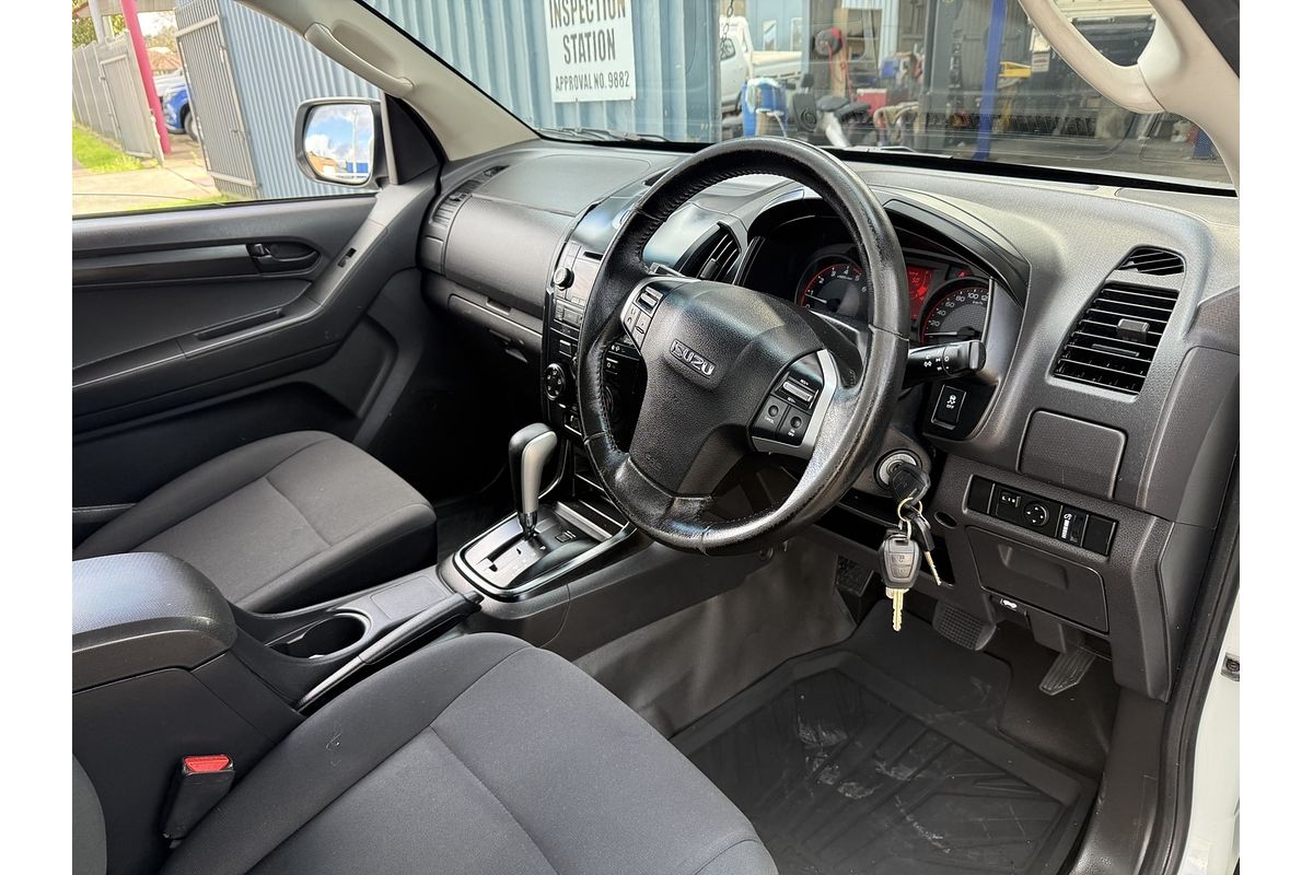 2016 Isuzu D-MAX SX High Ride Rear Wheel Drive