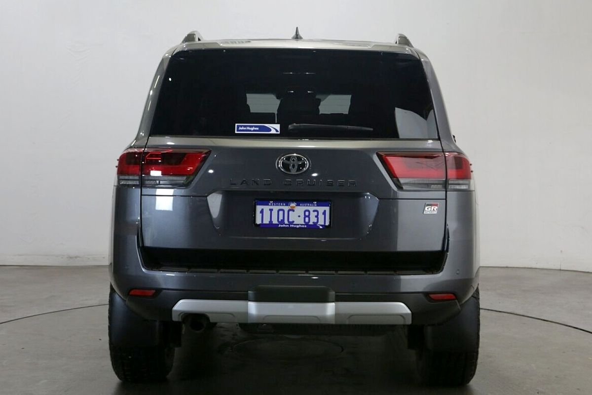 2023 Toyota Landcruiser GR Sport FJA300R