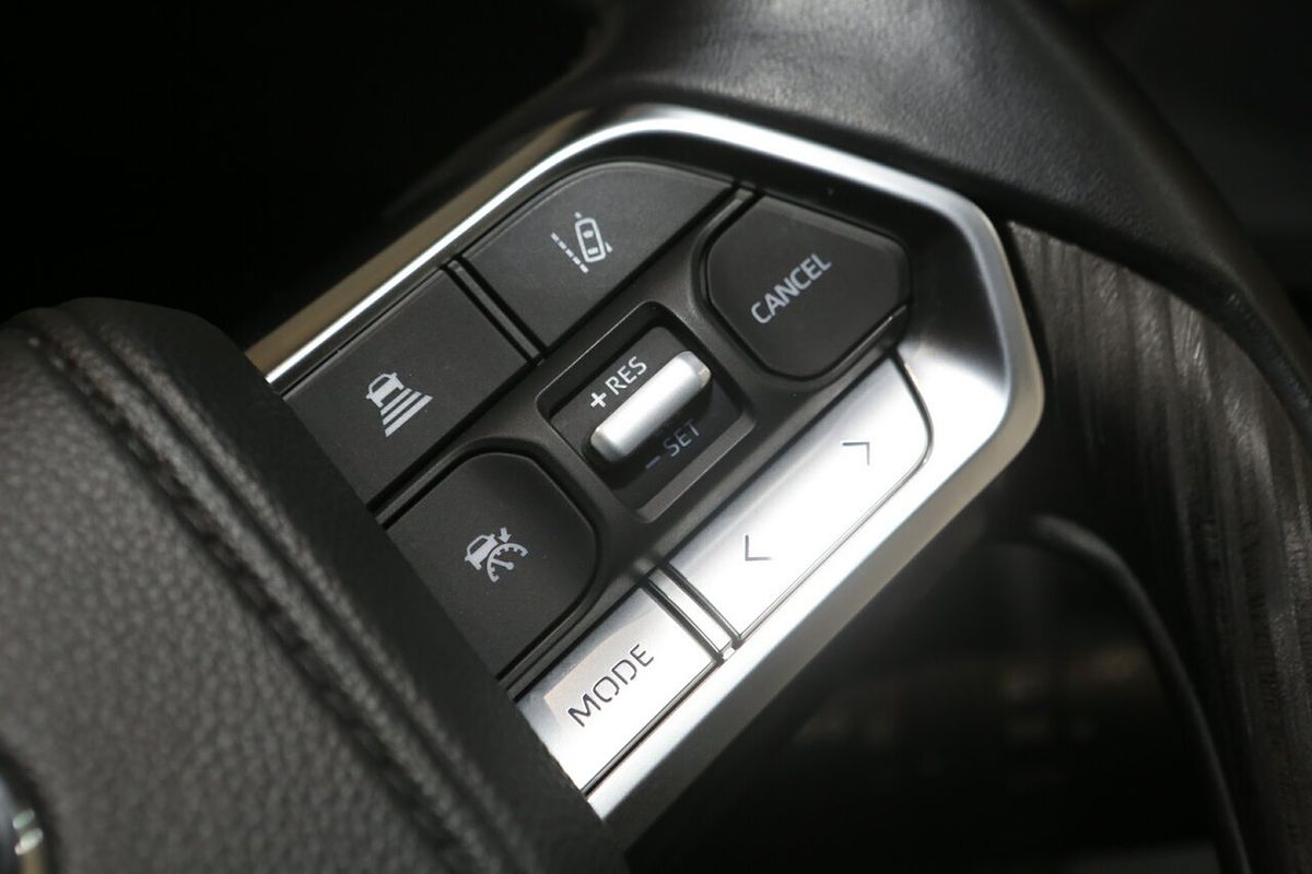 2023 Toyota Landcruiser GR Sport FJA300R