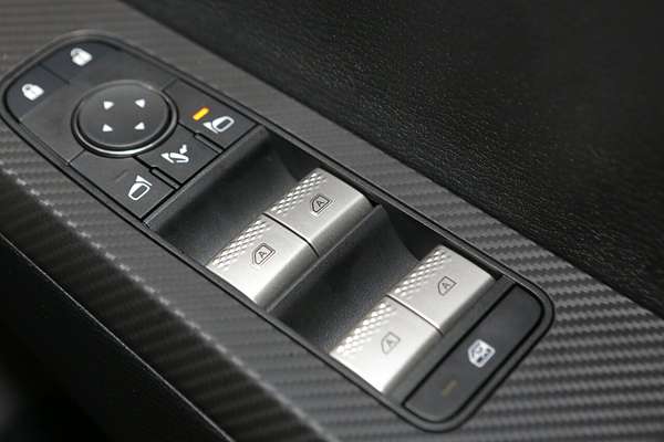 2024 Mitsubishi Outlander LS ZM
