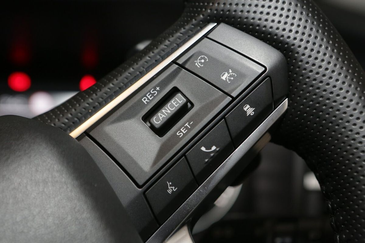 2024 Mitsubishi Outlander LS ZM