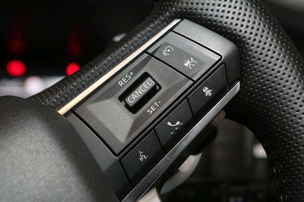 2024 Mitsubishi Outlander LS ZM