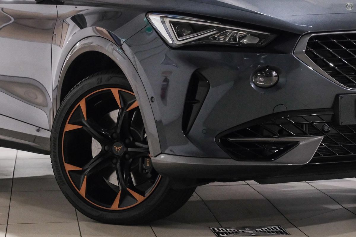 2024 CUPRA Formentor VZx KM