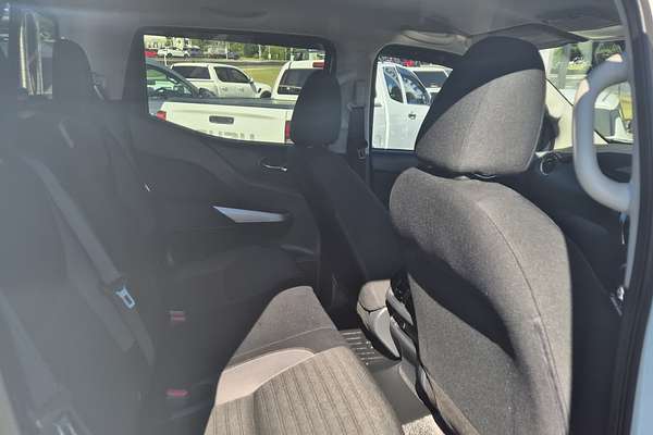 2023 Nissan Navara ST D23 4X4
