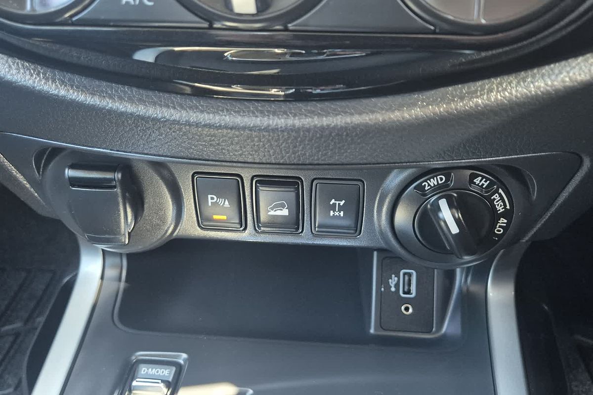 2023 Nissan Navara ST D23 4X4