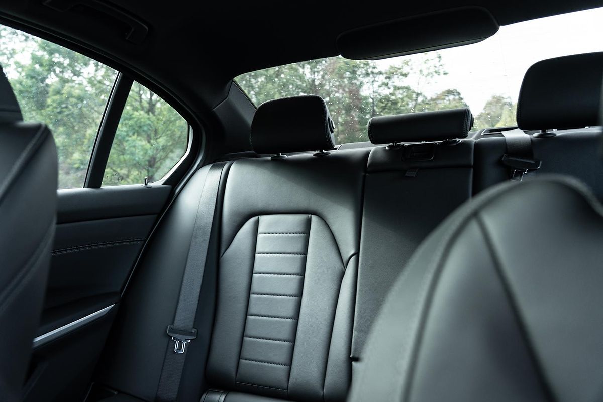 2021 BMW 3 Series 330i M Sport G20