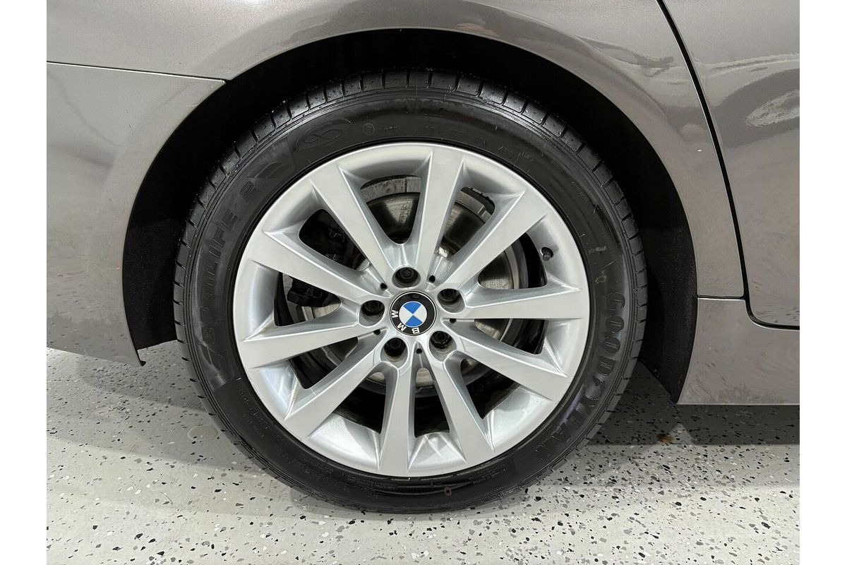 2010 BMW 5 Series 528i F10